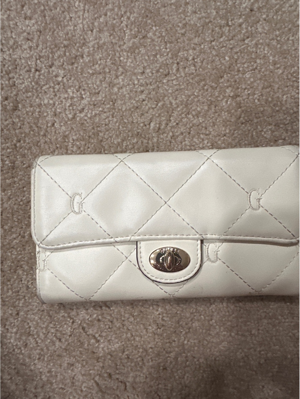(4)Guess Quilted Cream Leather Wallet with Gold Hardware